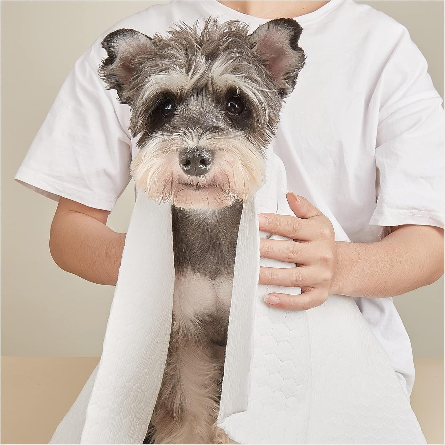 FOFOS Disposable Pet Towel - Super Absorbent, High Water Retention, Quick Dry Dog Bath Towel for Dogs And Cats