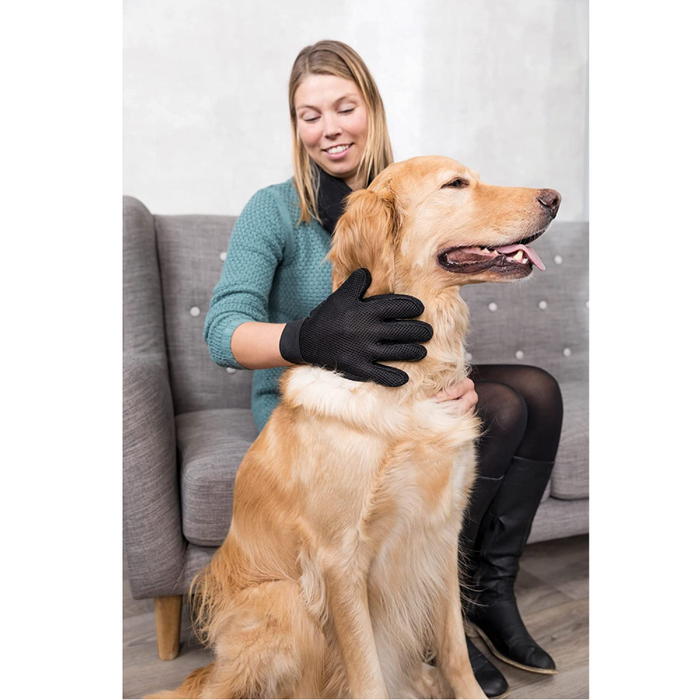 Trixie Fur Care Massage and Shine Gloves for Dogs and Cats (16x24cm)